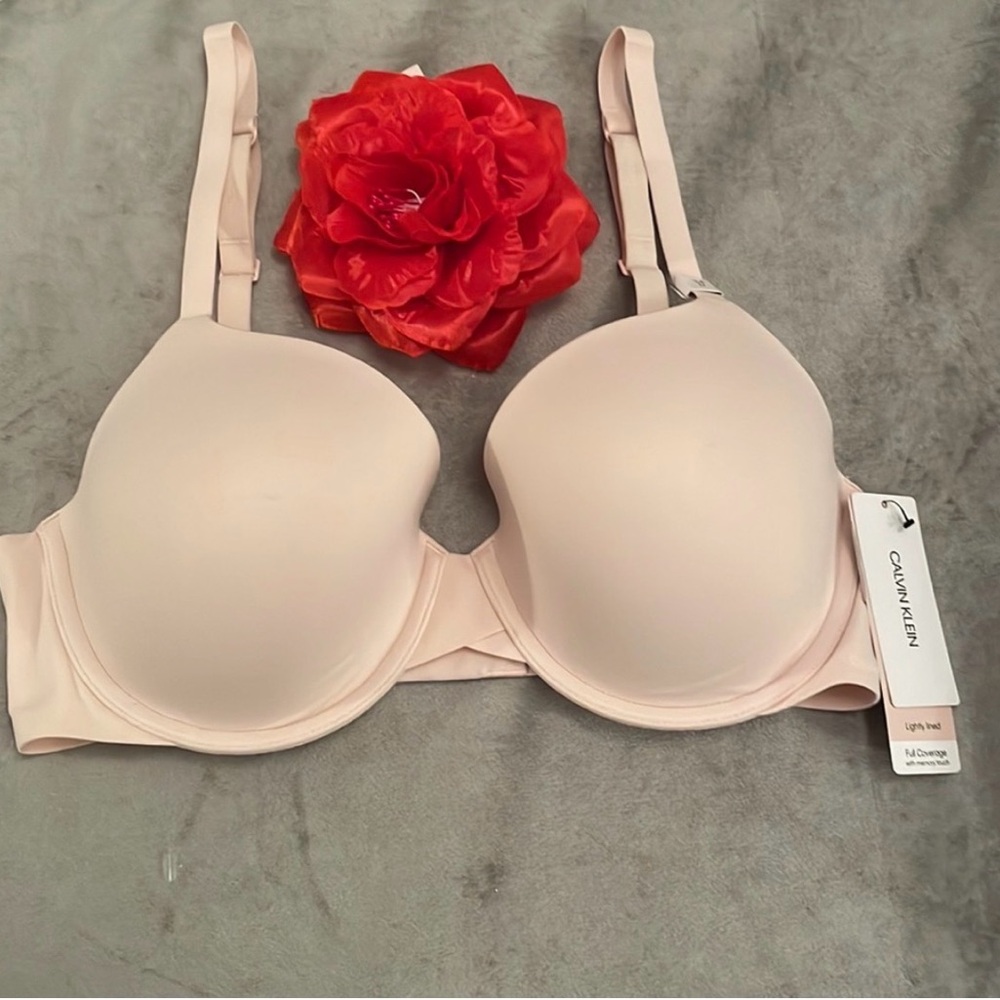 Calvin Klein Perfectly Fit Full Coverage T-Shirt Bra F3837 - Size 34D